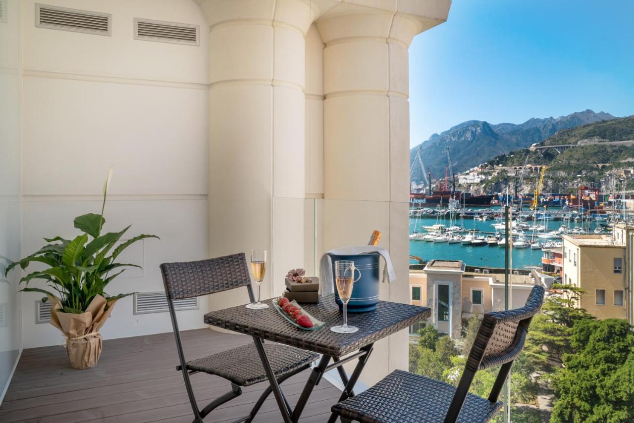 Crescent Moon Bed & Breakfast Salerno Exterior photo