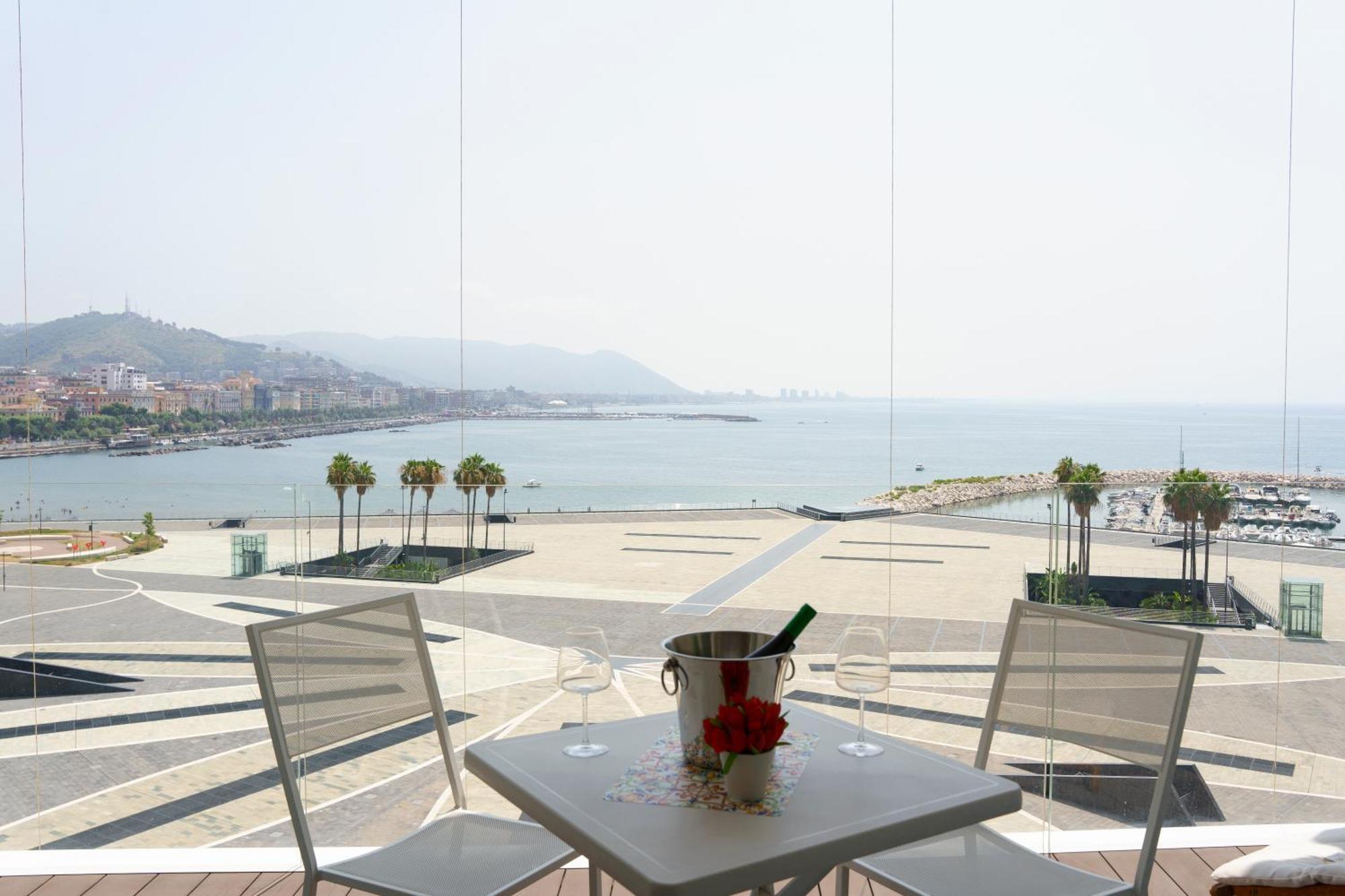 Crescent Moon Bed & Breakfast Salerno Exterior photo